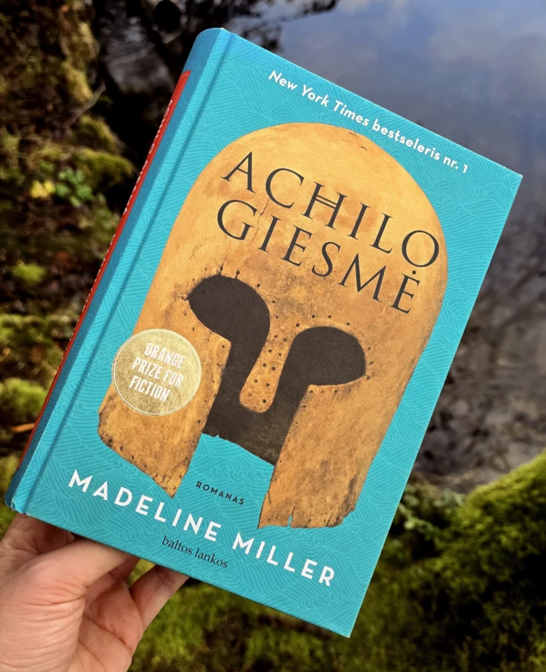 ACHILO GIESMĖ – knyga likimo giesmei?